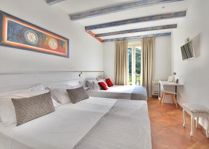 La Roccia Dell'elefante Castelsardo